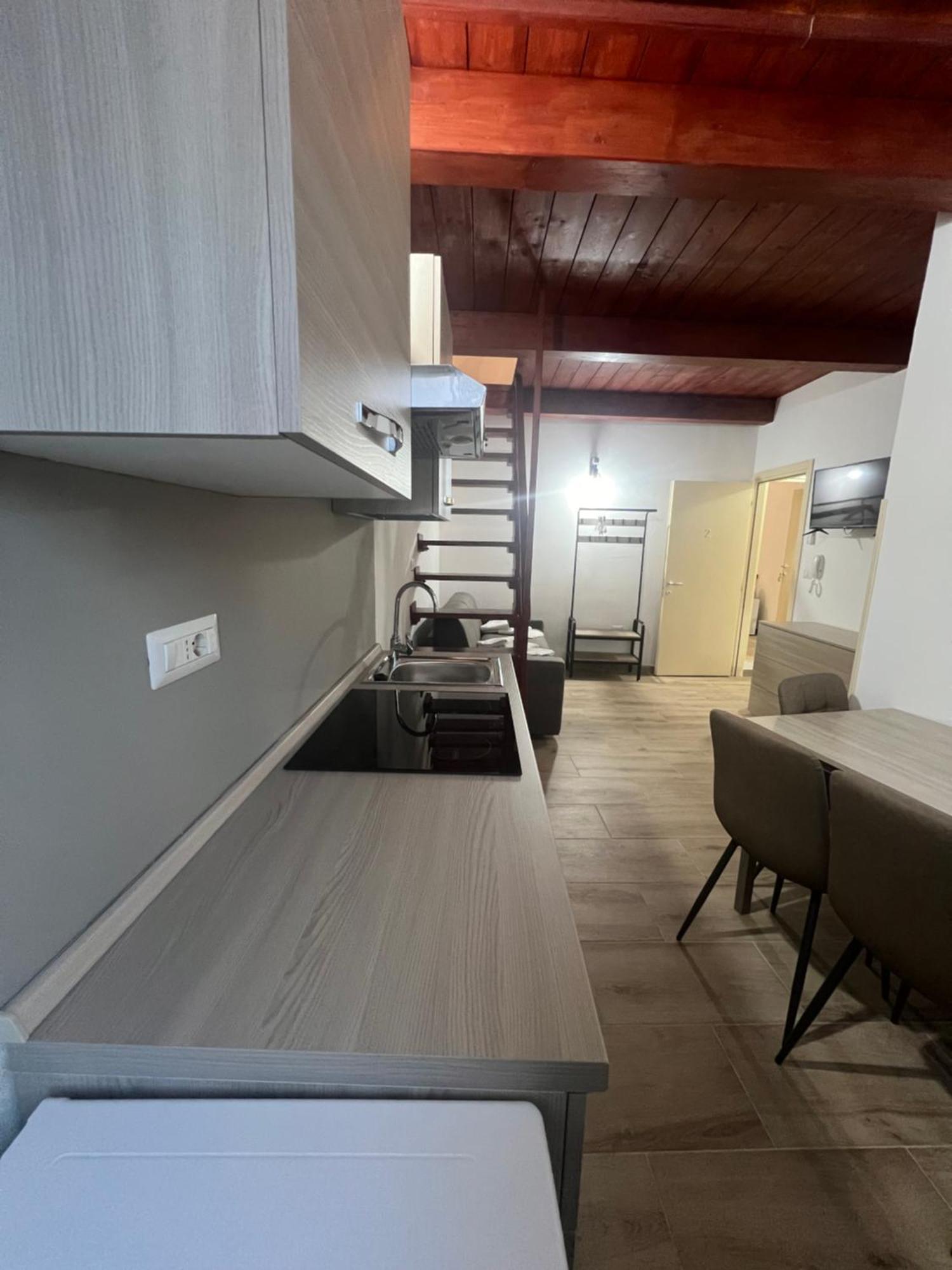 Station Rooms37 Сасари Екстериор снимка
