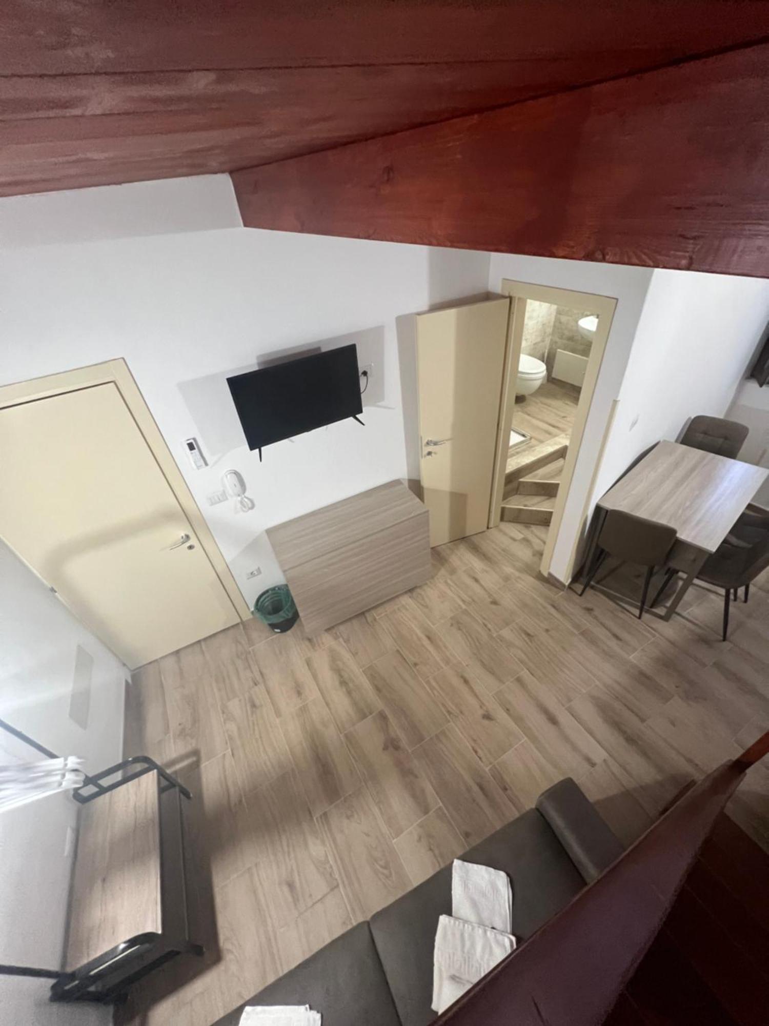 Station Rooms37 Сасари Екстериор снимка